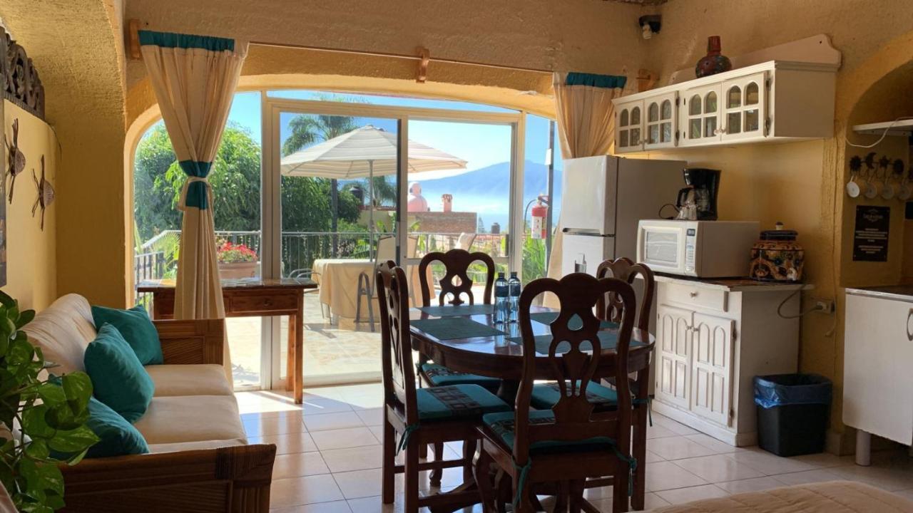 Casa De La Abuela Bed & Breakfast อาจิจิก ภายนอก รูปภาพ