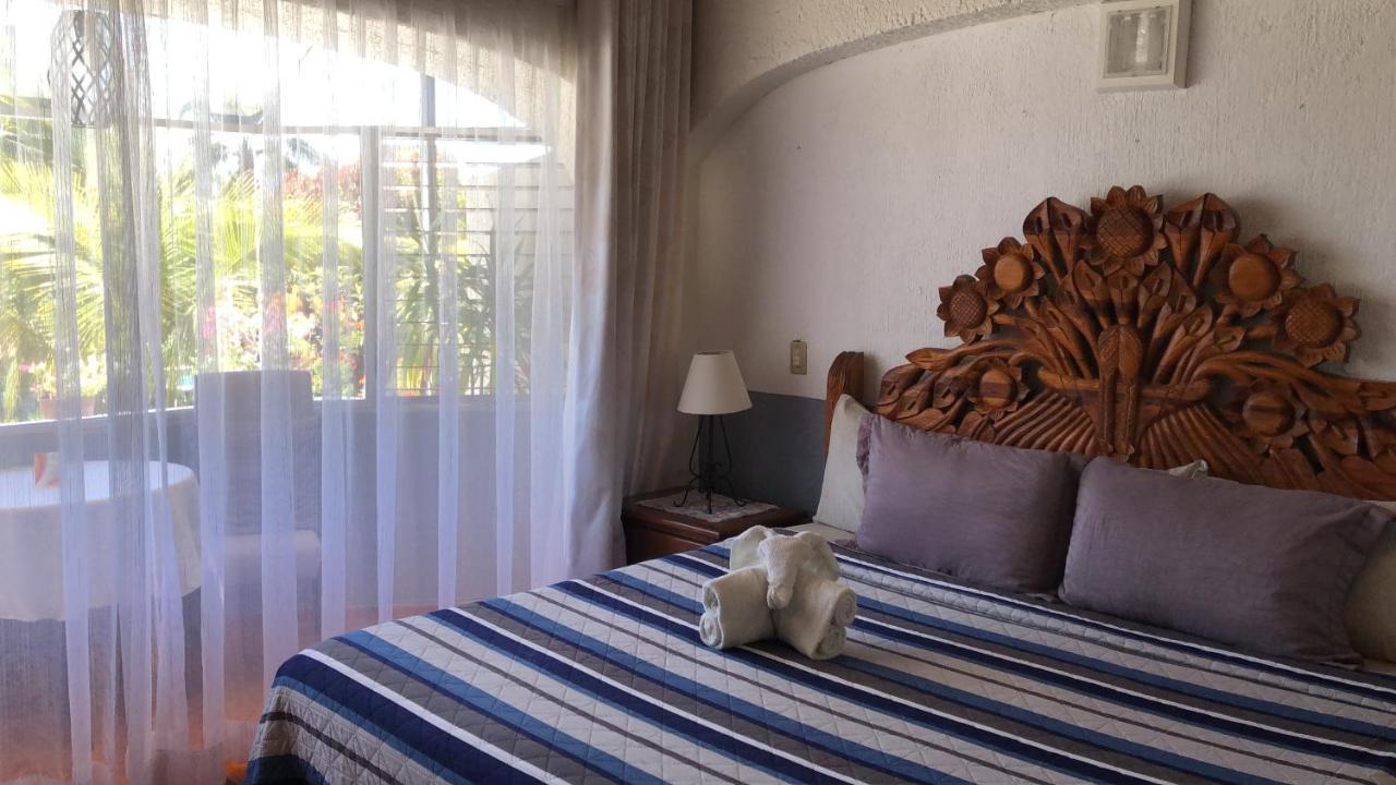 Casa De La Abuela Bed & Breakfast อาจิจิก ภายนอก รูปภาพ