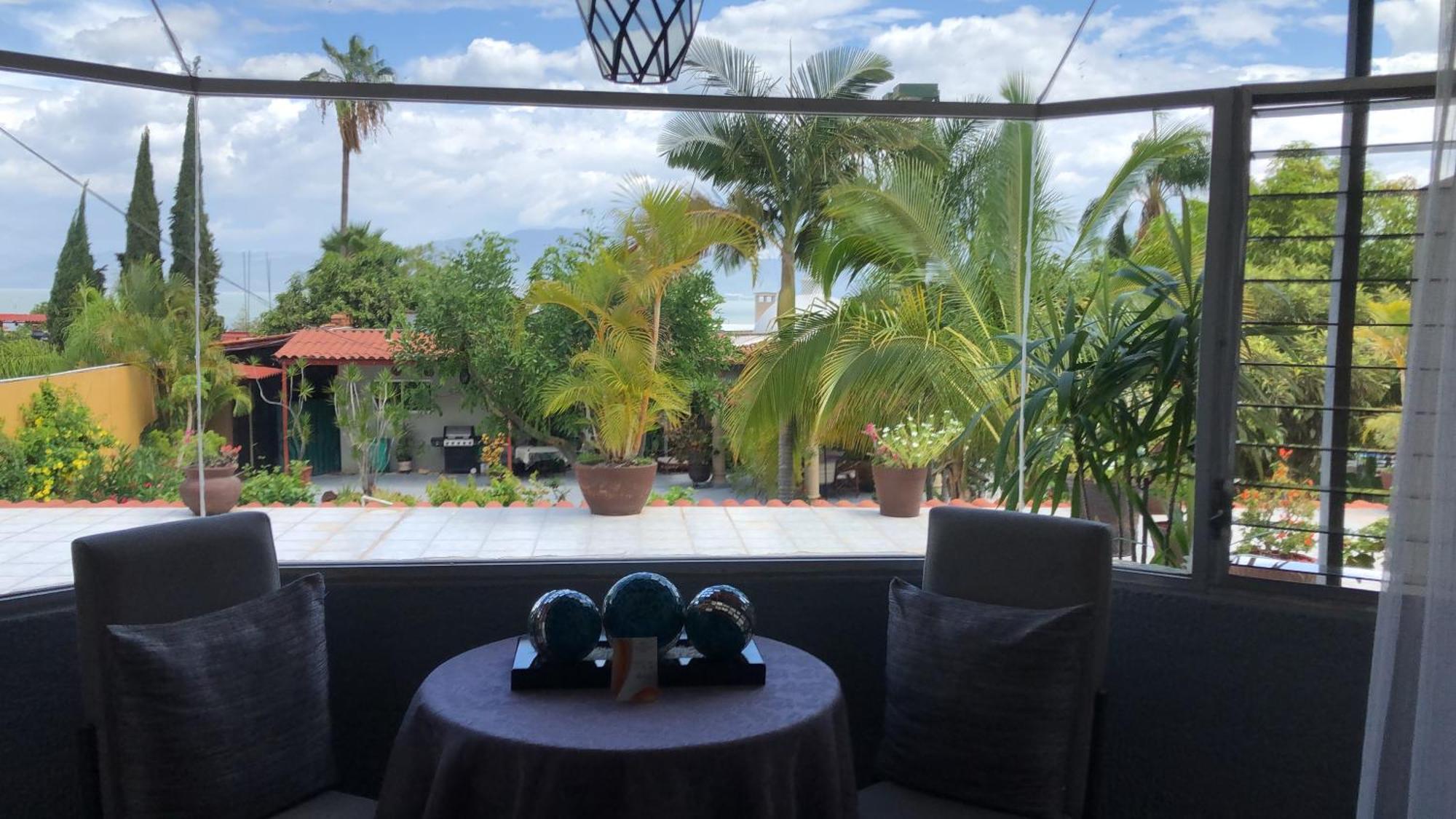 Casa De La Abuela Bed & Breakfast อาจิจิก ภายนอก รูปภาพ