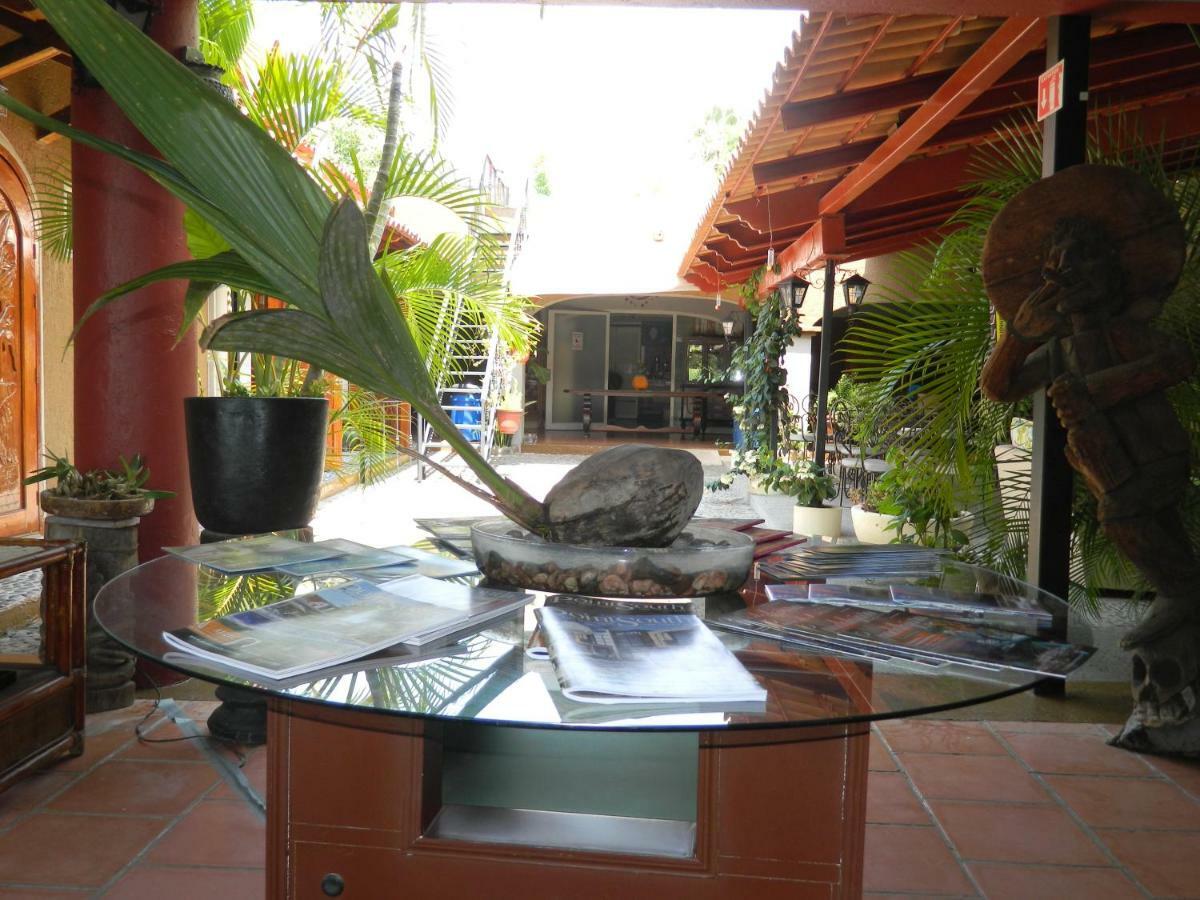 Casa De La Abuela Bed & Breakfast อาจิจิก ภายนอก รูปภาพ
