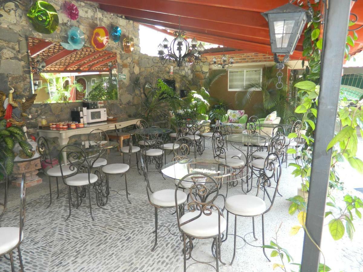 Casa De La Abuela Bed & Breakfast อาจิจิก ภายนอก รูปภาพ